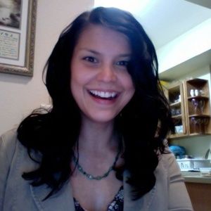 Meet your Posher, Leslie